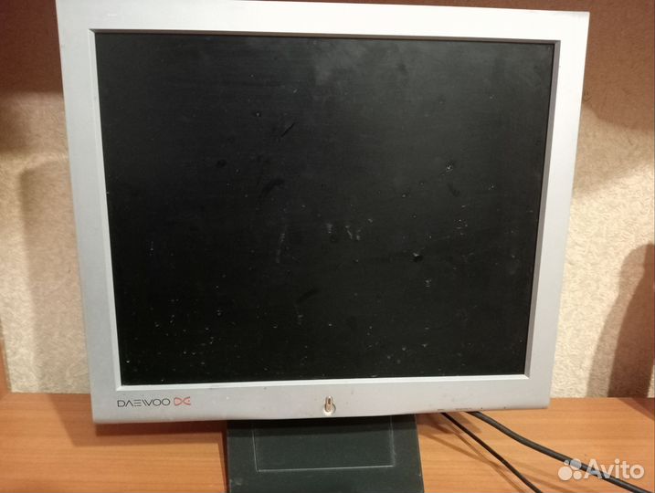 Монитор daevoo 17EAE-LCD