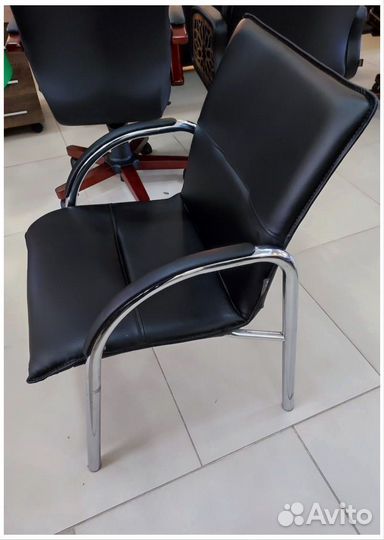 Кресло в офис