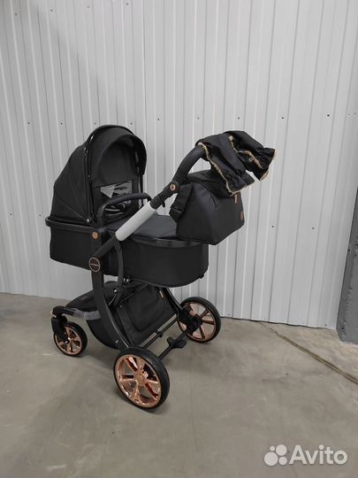 Коляска 3 в 1 Luxmom 608 экокожа черный