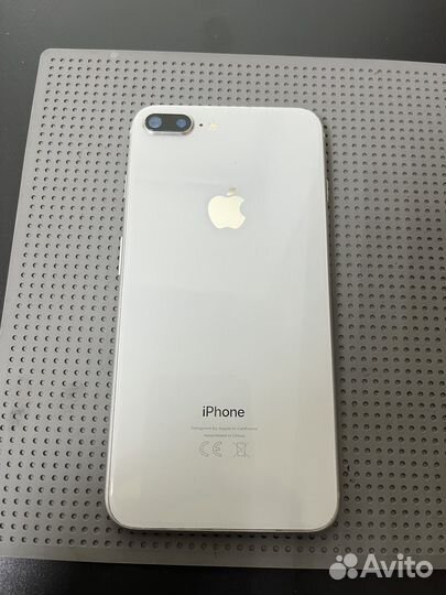 iPhone 8 Plus, 64 ГБ