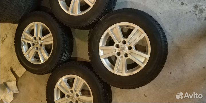 Колеса зимние Nissan x-trail 16 Yokohama 215/65/16