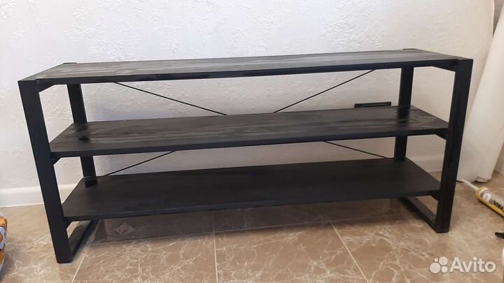 Этажерка под тв