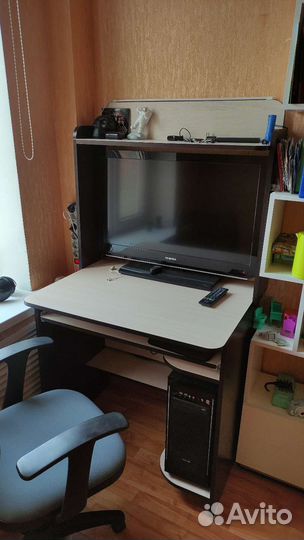 Компьютерный стол