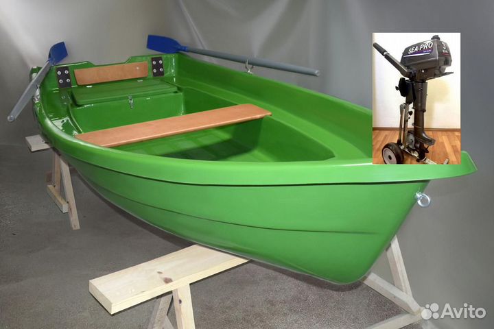 Лодка пластиковая с мотором Тортилла-3 с Рундуками