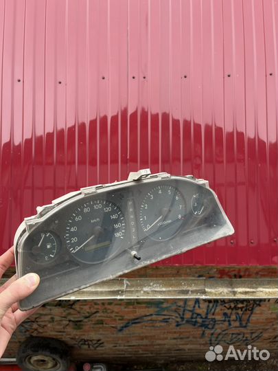 Щиток приборов на toyota premio