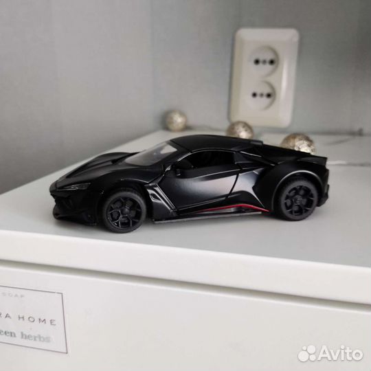 Модель машины. Lykan Fenyr Hypersport. 1:32
