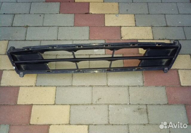 Решётка бампера передняя нижняя Hyundai Solaris