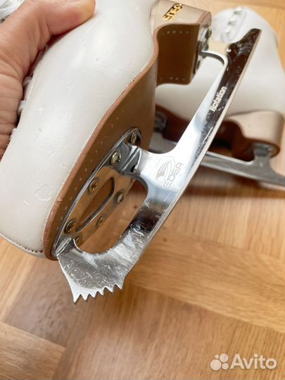 Коньки фигурные edea overture 215