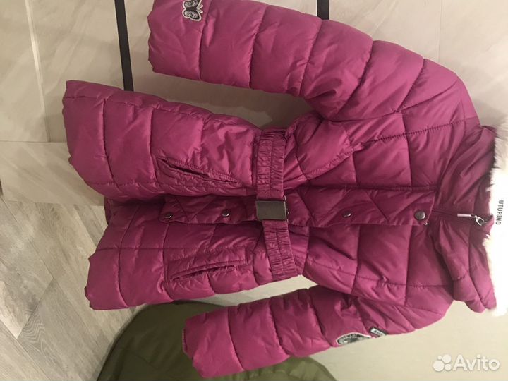 Куртка зимняя для девочки. В отличном состоянии