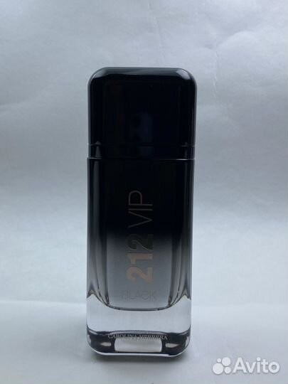 Carolina Herrera 212 VIP Men Black