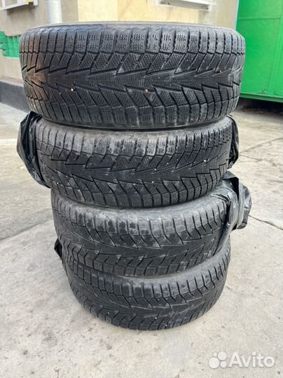 Hankook Winter I'Cept IZ2 205/55 R16