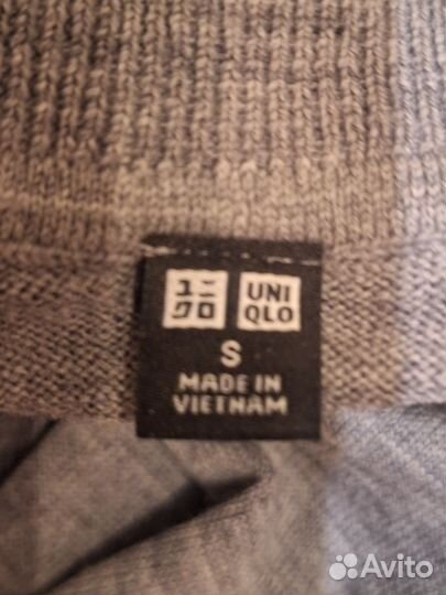 Водолазка uniqlo (S)