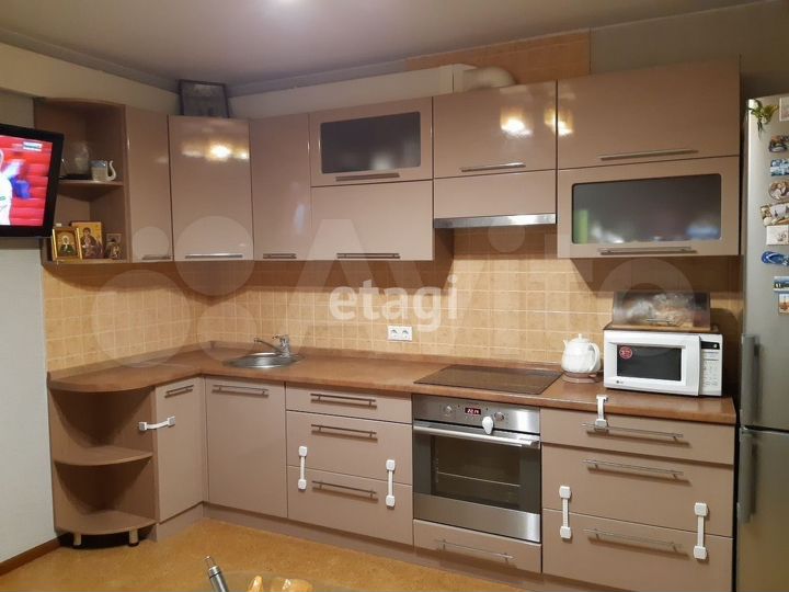 2-к. квартира, 74 м², 16/17 эт.