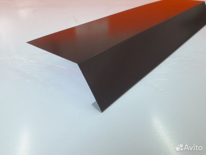 Планка карнизная 110*60*20 RAL 8017