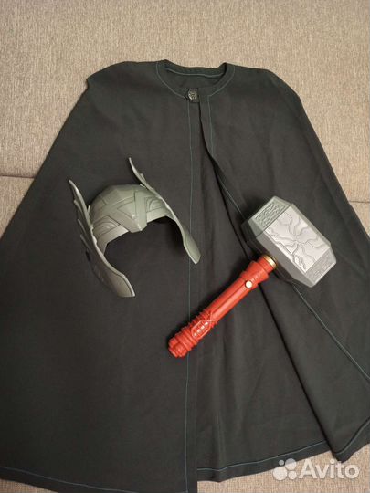 Игрушки и маски Марвел + щит капитана Америки