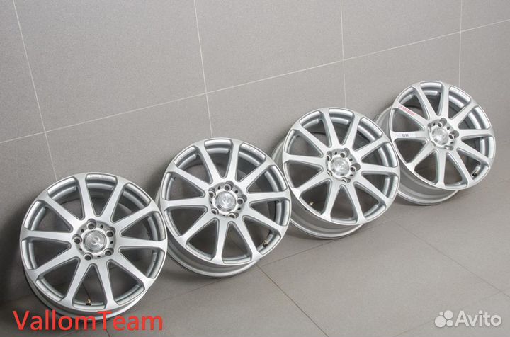 Лот UP4398014 Фирменные 17-е диски team sparco