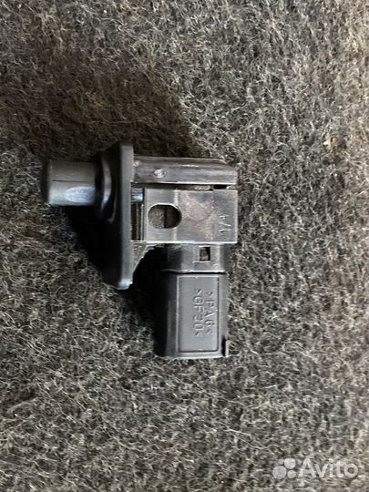 Концевик капота BMW 6 e63 X5 e62 e60