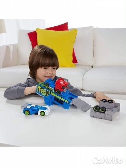 Игровой набор Hasbro- Optimus Prime Racing Trailer