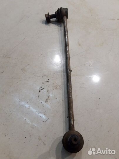Стойка стабилизатора (передняя, левая)