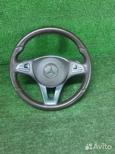Рулевое колесо Mercedes-Benz E-Class