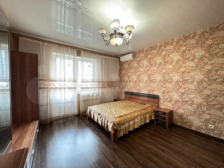 3-к. квартира, 96 м², 8/16 эт.