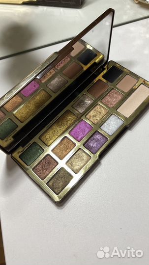 Too faced тени палетка