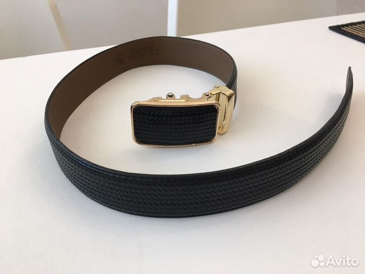 Ремень кожаный женский