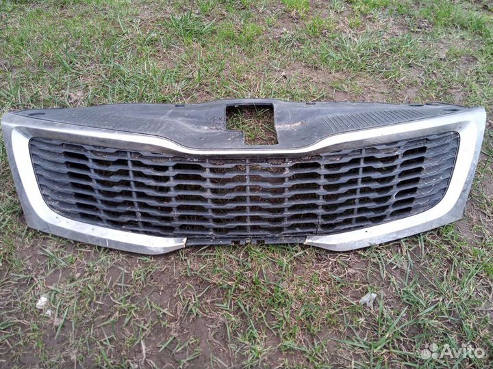 Решетка радиатора Киа Рио, Хундай