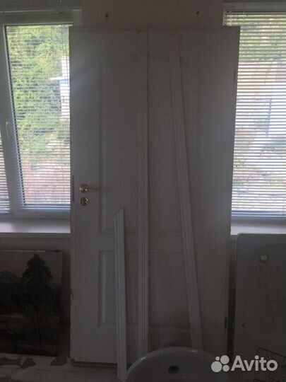 Двери деревянные межкомнатные в прекрасном состоян