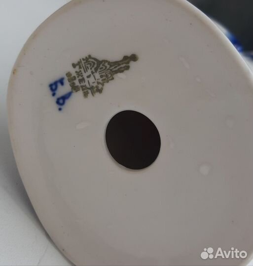 Статуэтка Доктор керамика фарфор Гжель