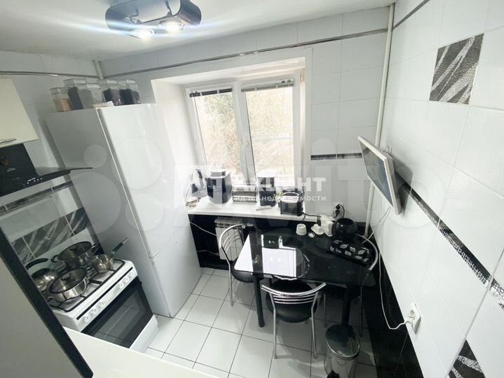 2-к. квартира, 48 м², 4/5 эт.