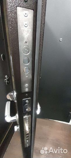 Дверь входная утепленная