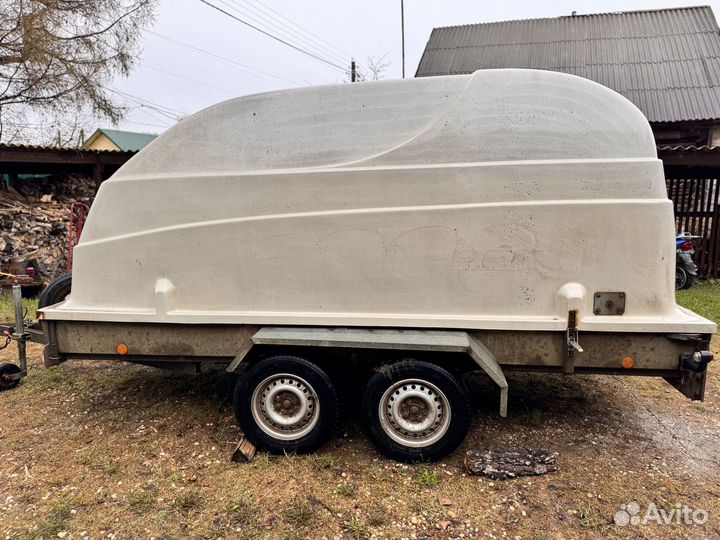 Прицеп легковой двухосный с пластиковой крышкой
