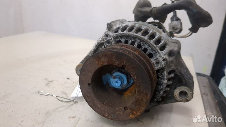 Генератор Toyota Previa (Estima), 1995