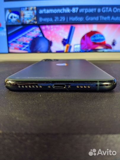 iPhone 11pro max 64gb