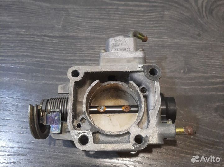 Дроссельная заслонка Mazda Capella FSN5A E9T06871
