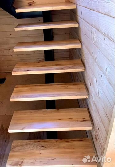 Металлокаркас для лестницы 