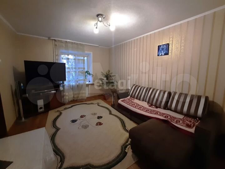 2-к. квартира, 60 м², 4/6 эт.