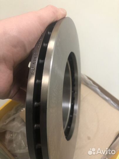 Вентилируемый тормозной диск пер. skoda octavia a7