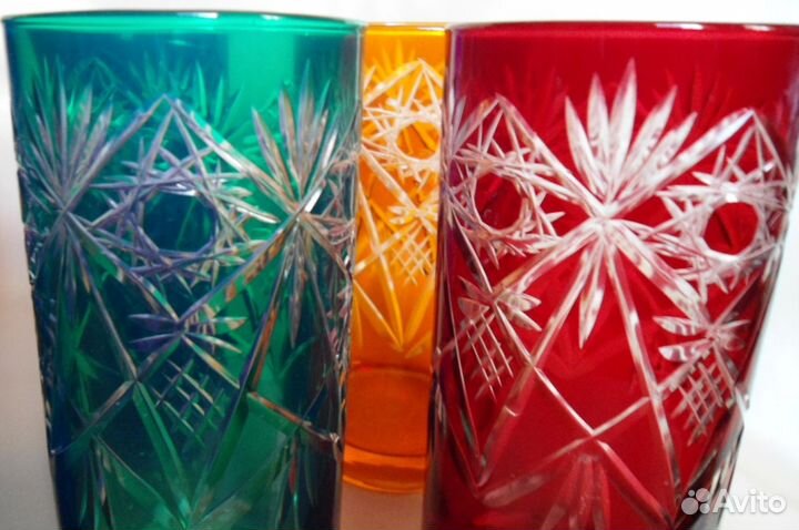 Набор разноцветных стаканов, двухслойное стекло