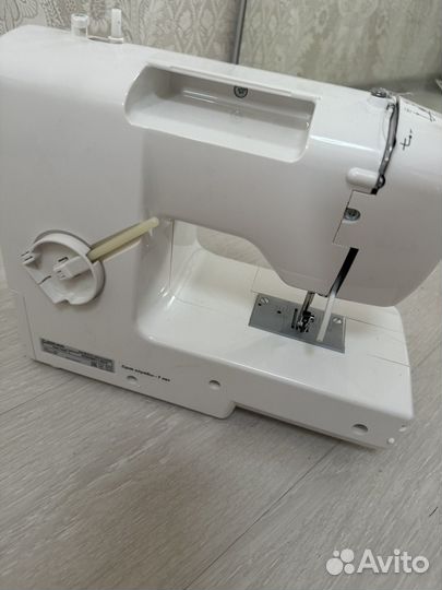 Швейная машина Jaguar sweet present
