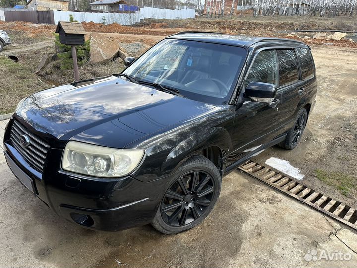 Subaru Forester 2.0 AT, 2007, 208 165 км