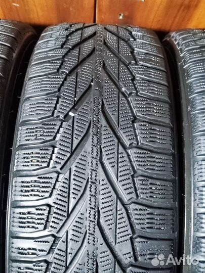 Nokian Tyres Hakkapeliitta R2 215/65 R16 102R