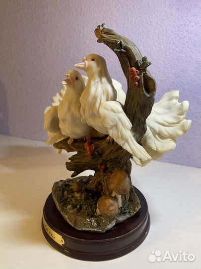 Коллекционная статуэтка 