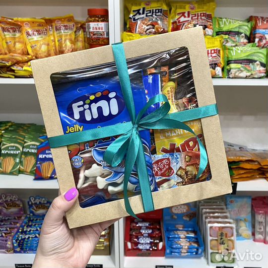 Зарубежные сладости, подарочные боксы