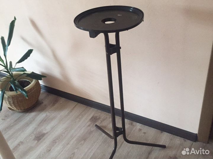 Подставка под клетку для птиц