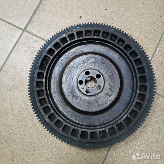 Маховик Ford Fiesta Mk3 1.1