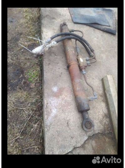 Бкм 317 Гидроцелиндр подъёма стрелы