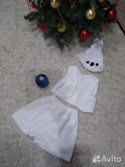 Костюм детский снеговика и зайчика