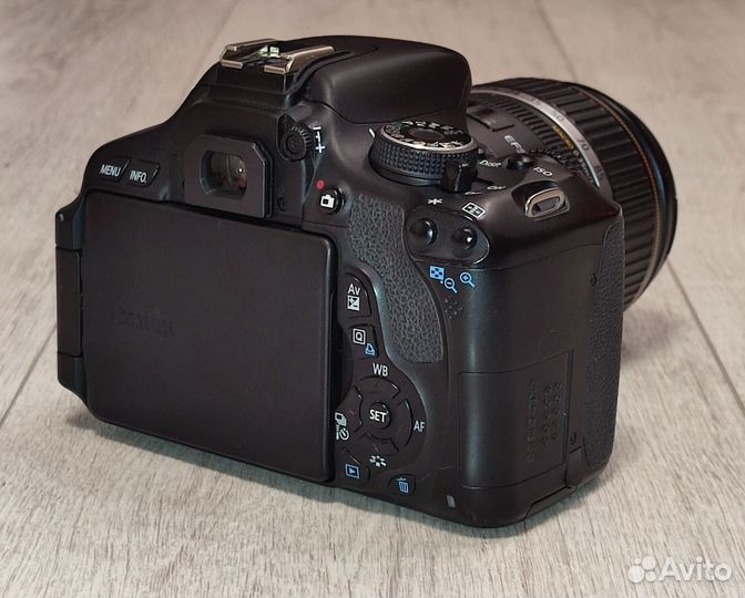 Canon EOS 600D с объективом 17-85мм